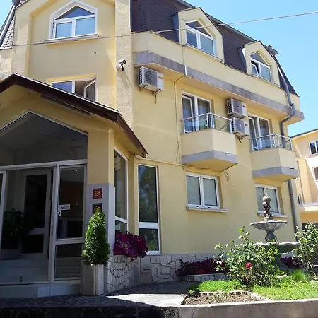 ホテル Galant パンチャレボ