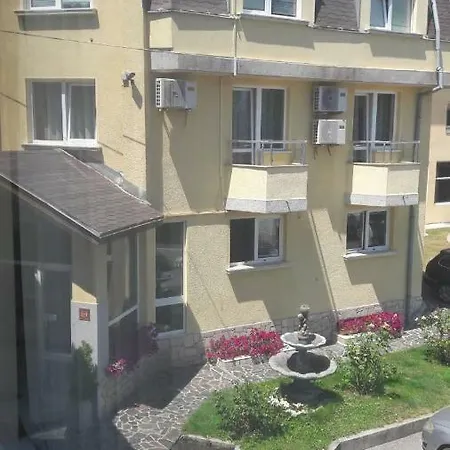 Galant Hotel 3*