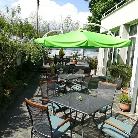 Galant Hotel 3*